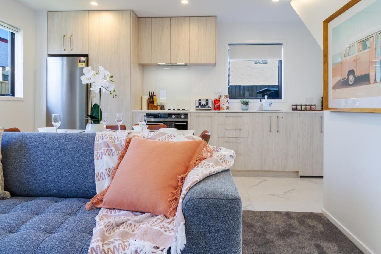 Beachside Bliss: 1 Bed 1 Bath Christchurch Exteriör bild